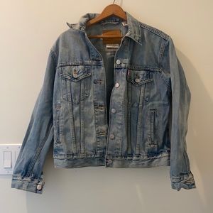 Classic Levi’s denim jacket